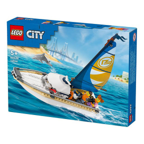 Constructor LEGO City Barcă cu pânze